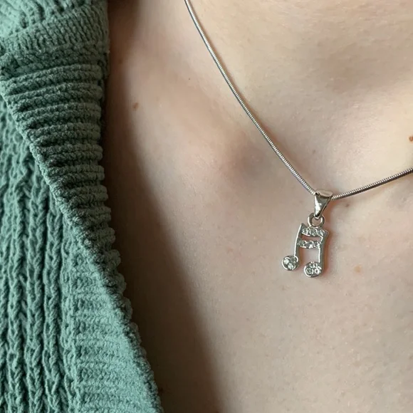 Sterling silver - Music 🎵 necklace - Picture 3 of 4